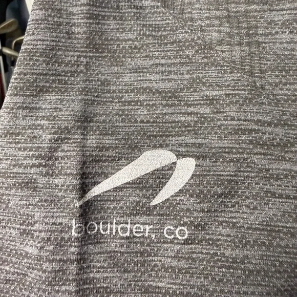 Lululemon Men’s Metal Vent Tech Long Sleeve Shirt X Newton Boulder CO Gray XL - Picture 3 of 10
